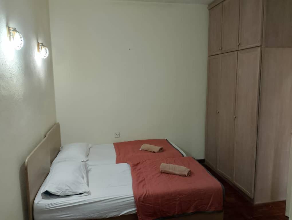 Home Stay Bayu Emas Appartment, Batu Ferringhi Eksteriør bilde